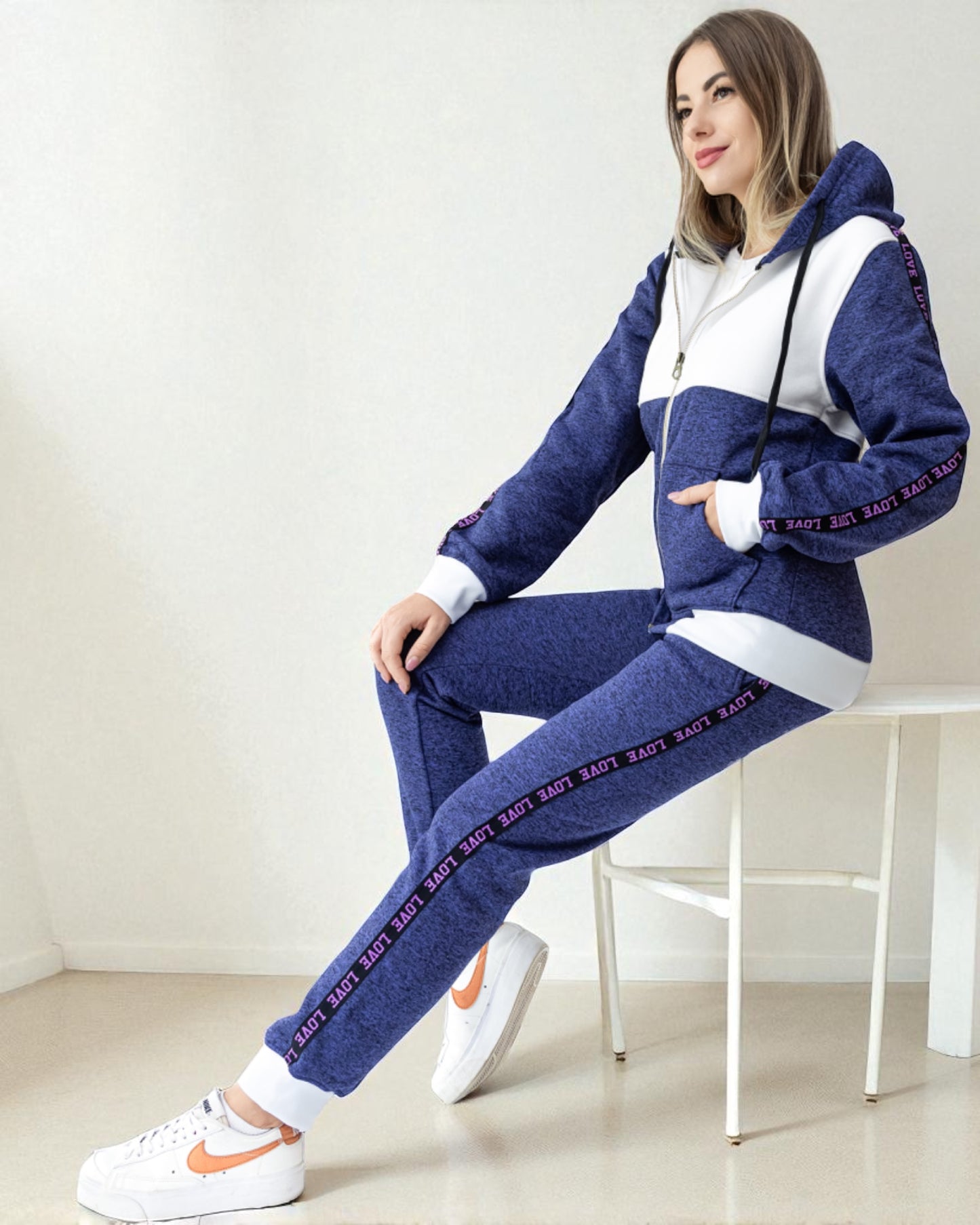 Women's Sweatsuit Love Stripe Outfit