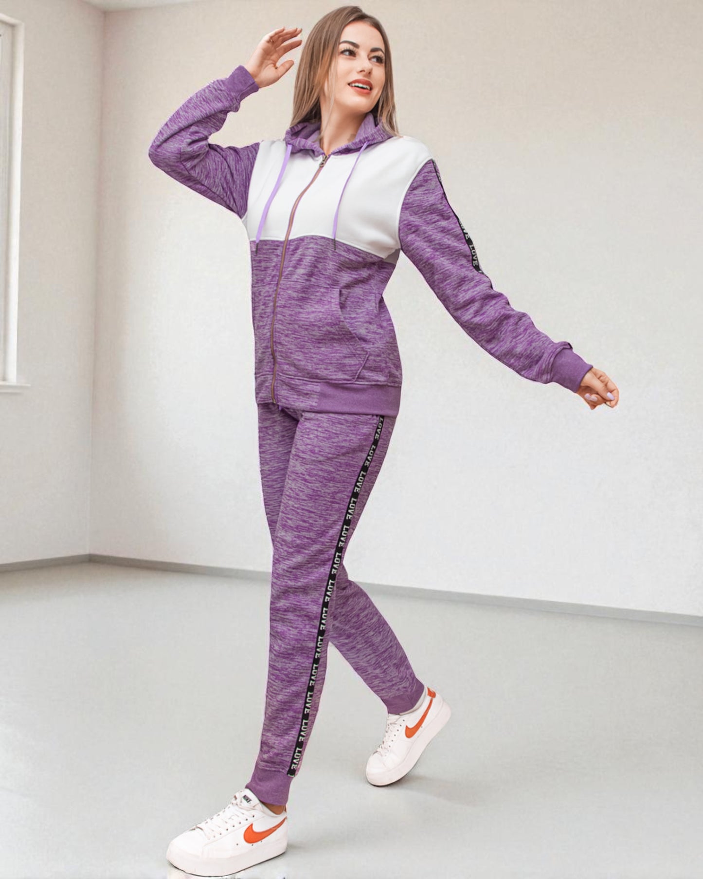 Women's Sweatsuit Love Stripe Outfit