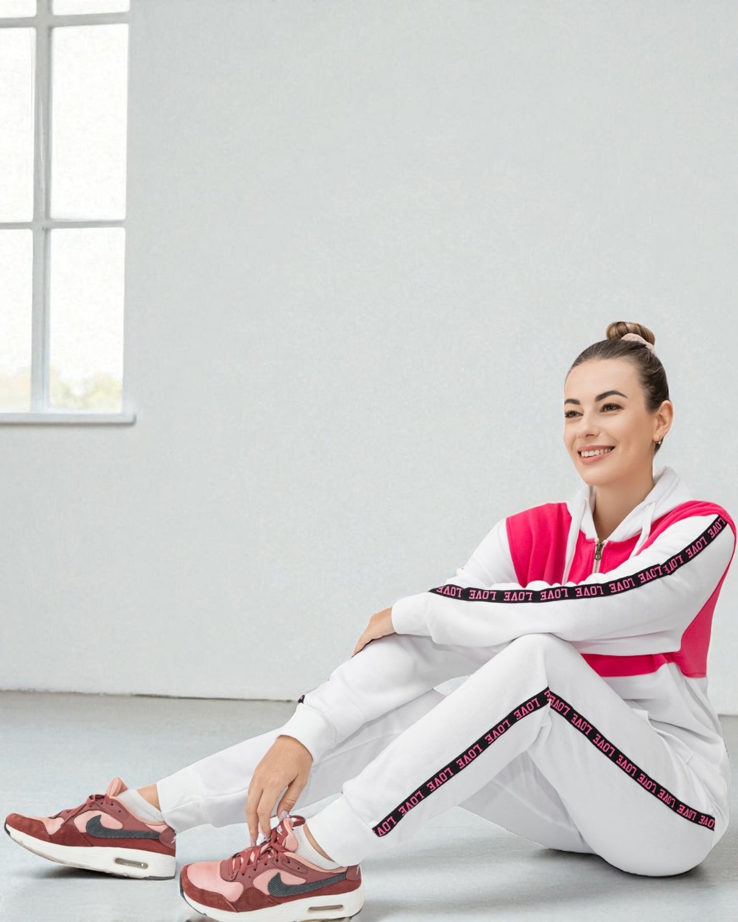 Women's Sweatsuit Love Stripe Outfit