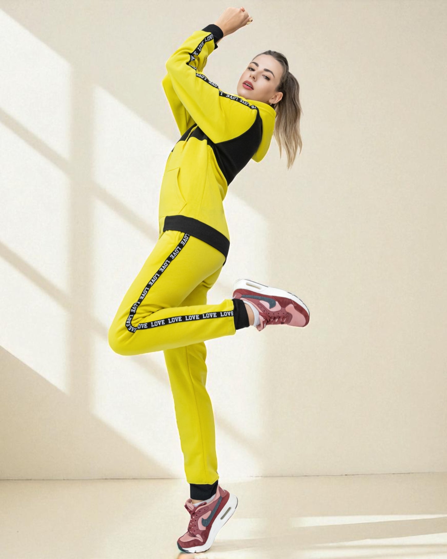 Women's Sweatsuit Love Stripe Outfit