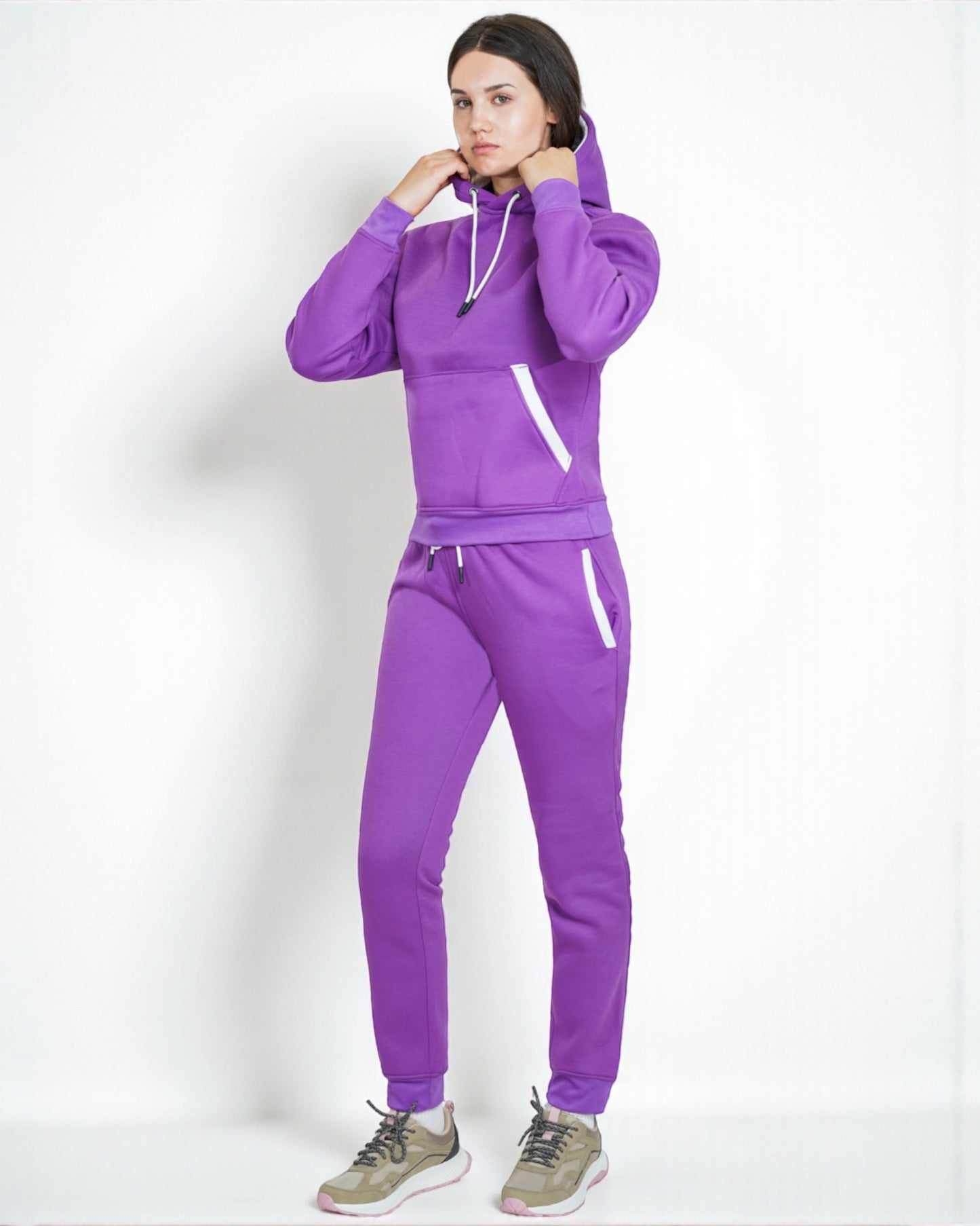 Women’s Pullover Hoodie Sweatsuit