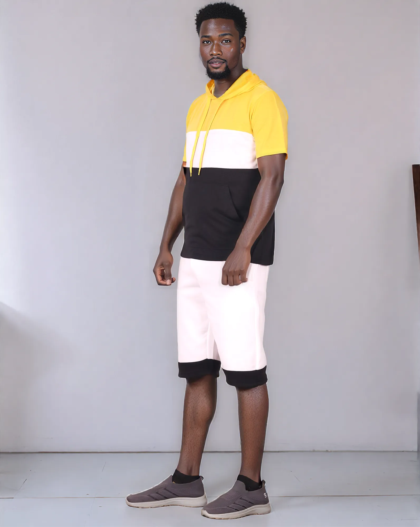 Men’s 2-piece Color block Short Set pullover Hoodie with matching shorts
