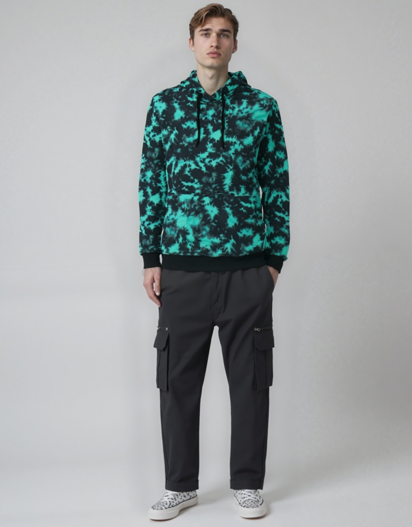 Men’s Printed Color Full Sleeves Spring Wear Pullover Hoodie