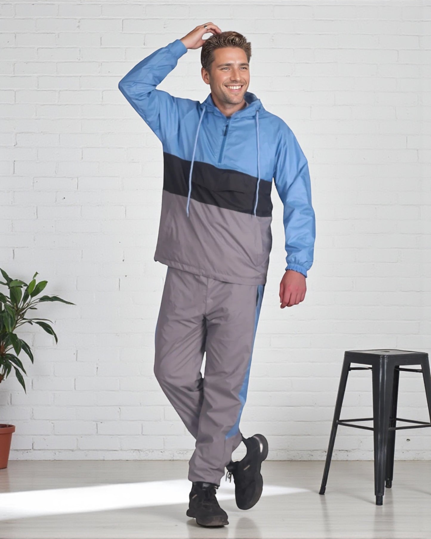 Men’s 2-Piece Quarter Zip Pullover Windbreaker Tracksuit Jogger Sports Mesh lined Outfit