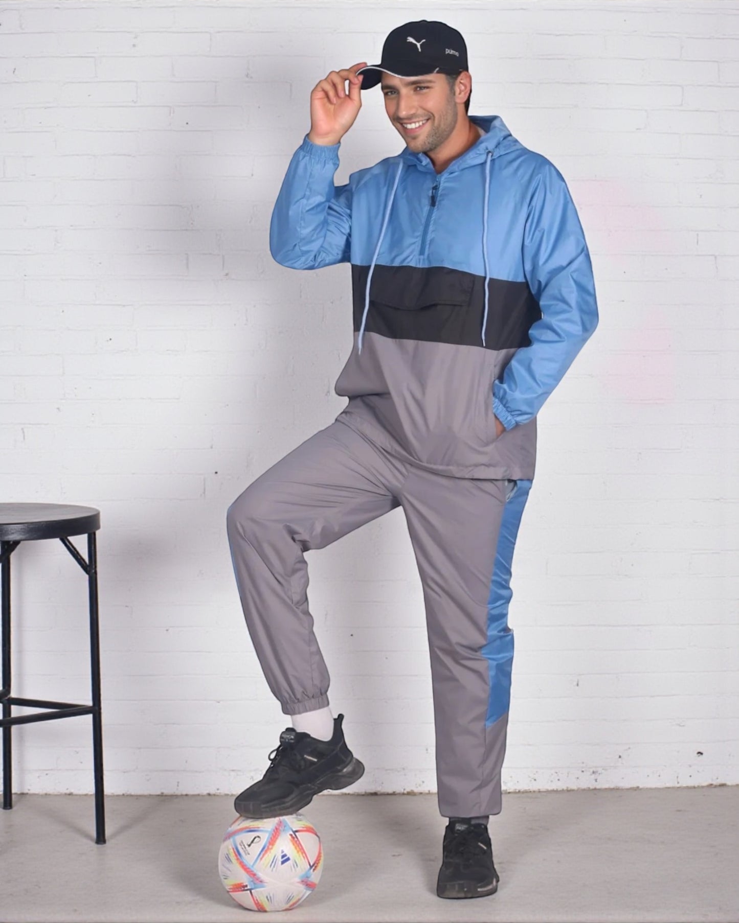 Men’s 2-Piece Quarter Zip Pullover Windbreaker Tracksuit Jogger Sports Mesh lined Outfit