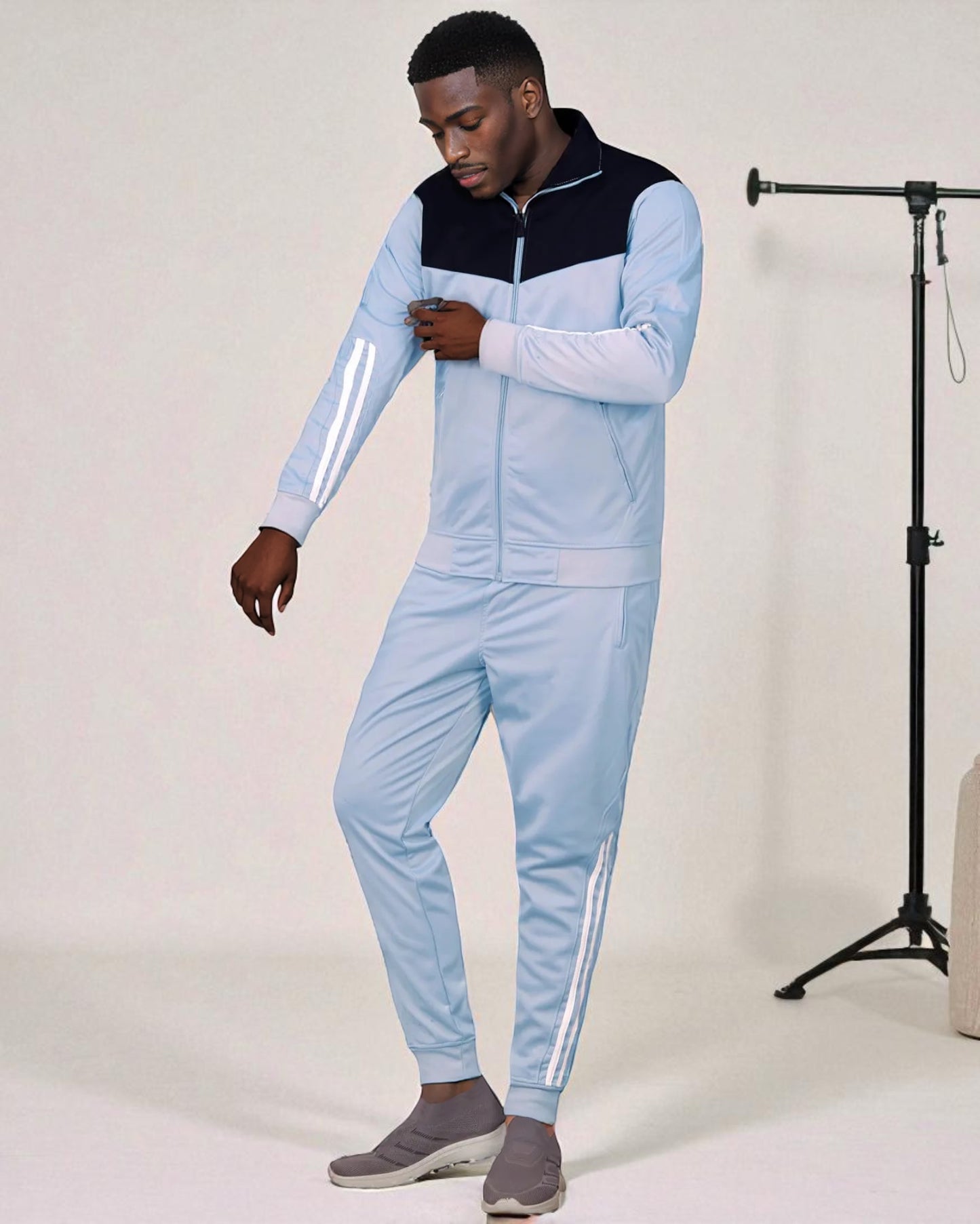Men Velocity Tracksuit Active Jogging suit GYM Striped Jogger Top and Bottom Outfit