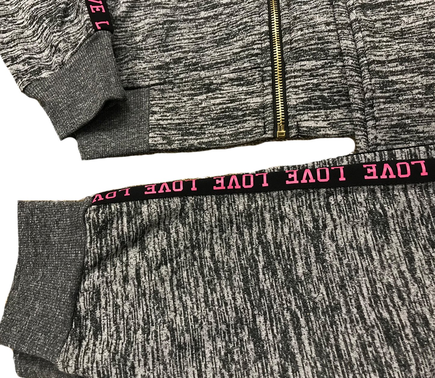Royal Threads Canada Women’s Lightweight Soft Fleece Sweat Suit Jogger Sweat Jacket Sweat Pants Activewear Love Stripe Outfit