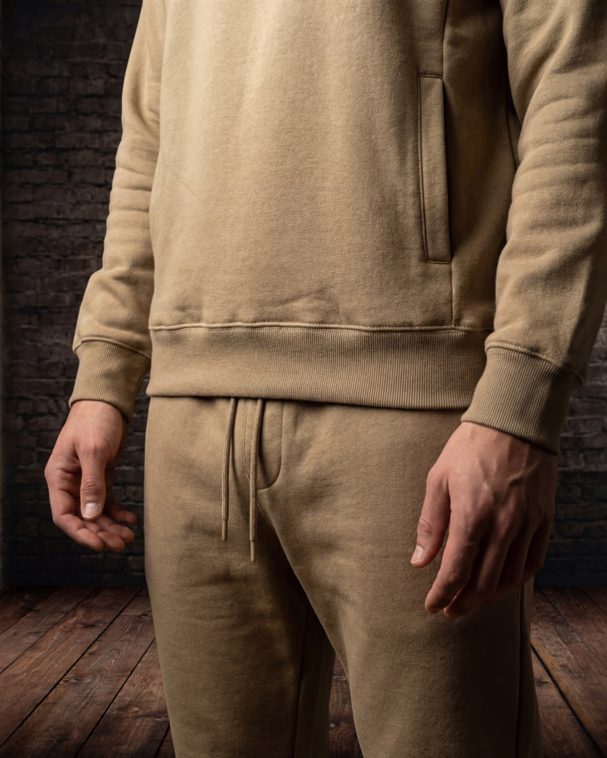 Men's Classic Pullover Hoodie & Jogger Set – alternate view 34