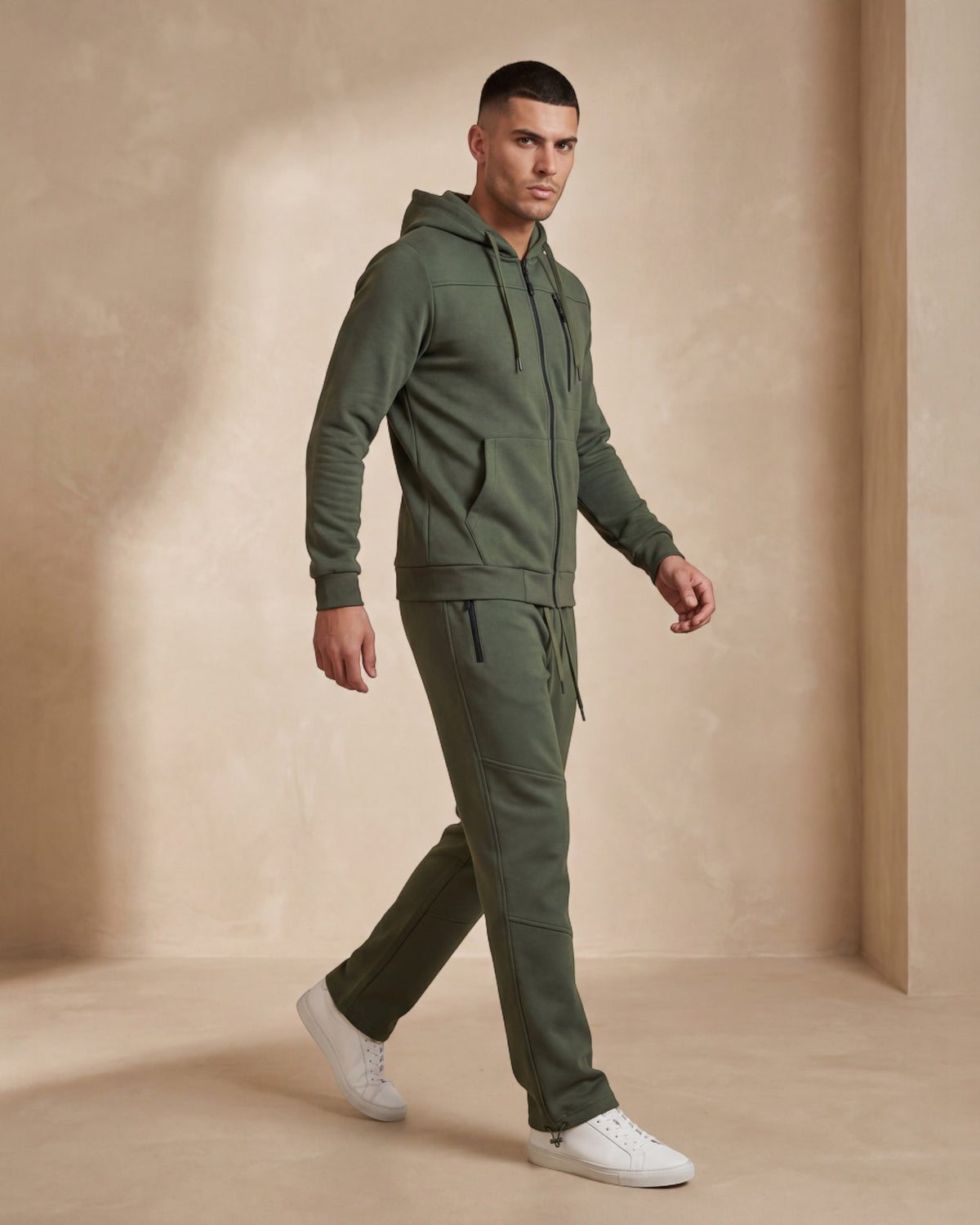 Men's Tech Fleece Traditional Sweatsuit – alternate view 50