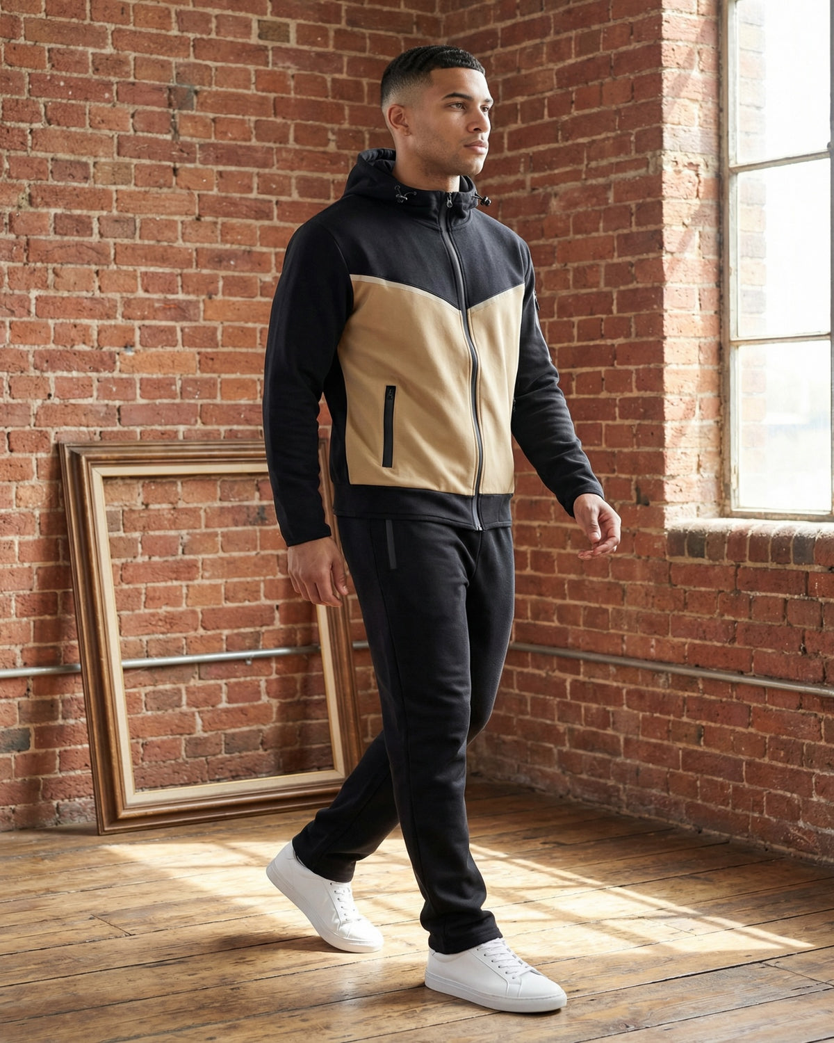 The Dynamic Tech Fleece Suit – alternate view 14
