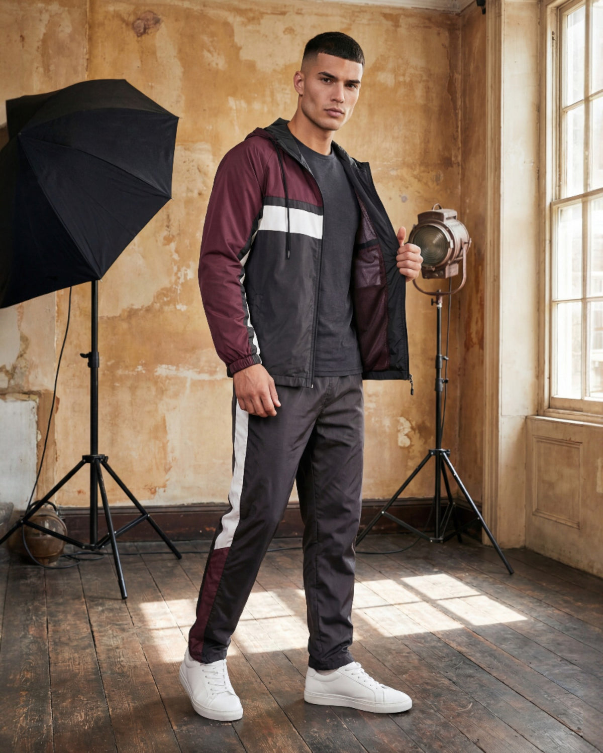 The Ridge Windbreaker Tracksuit – alternate view 6