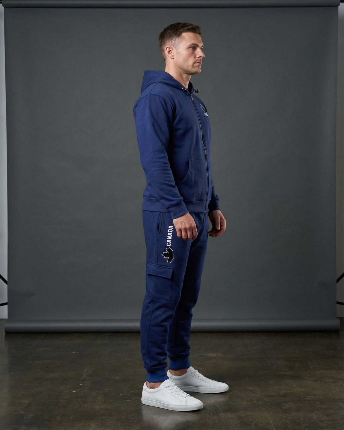 Men's Friendly Neighbor Hoodie & Jogger Set – alternate view 19