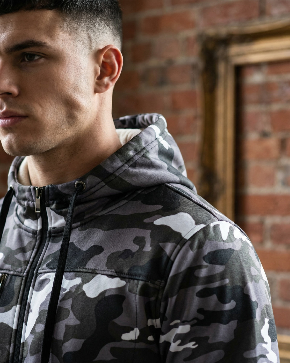 Men's Essential Camouflage Fleece Set – alternate view 5