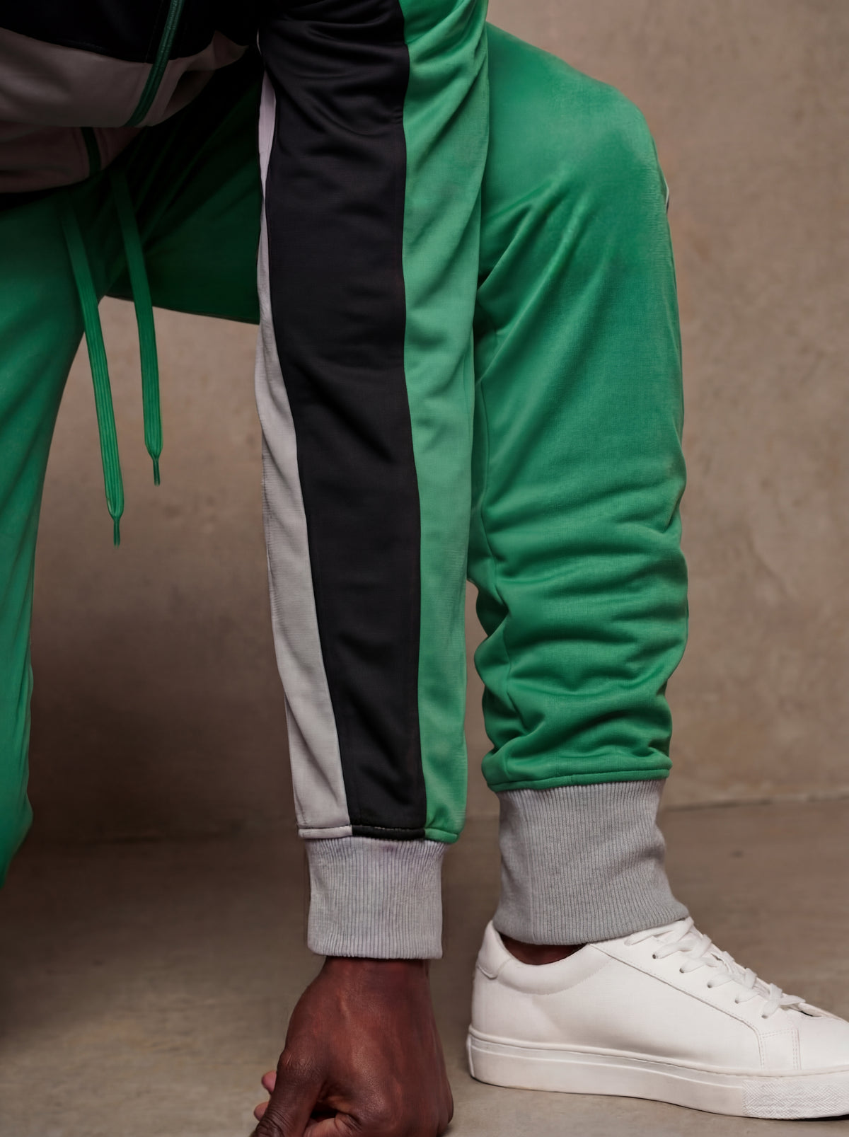 Men's Coral Jogger Tracksuit – alternate view 22