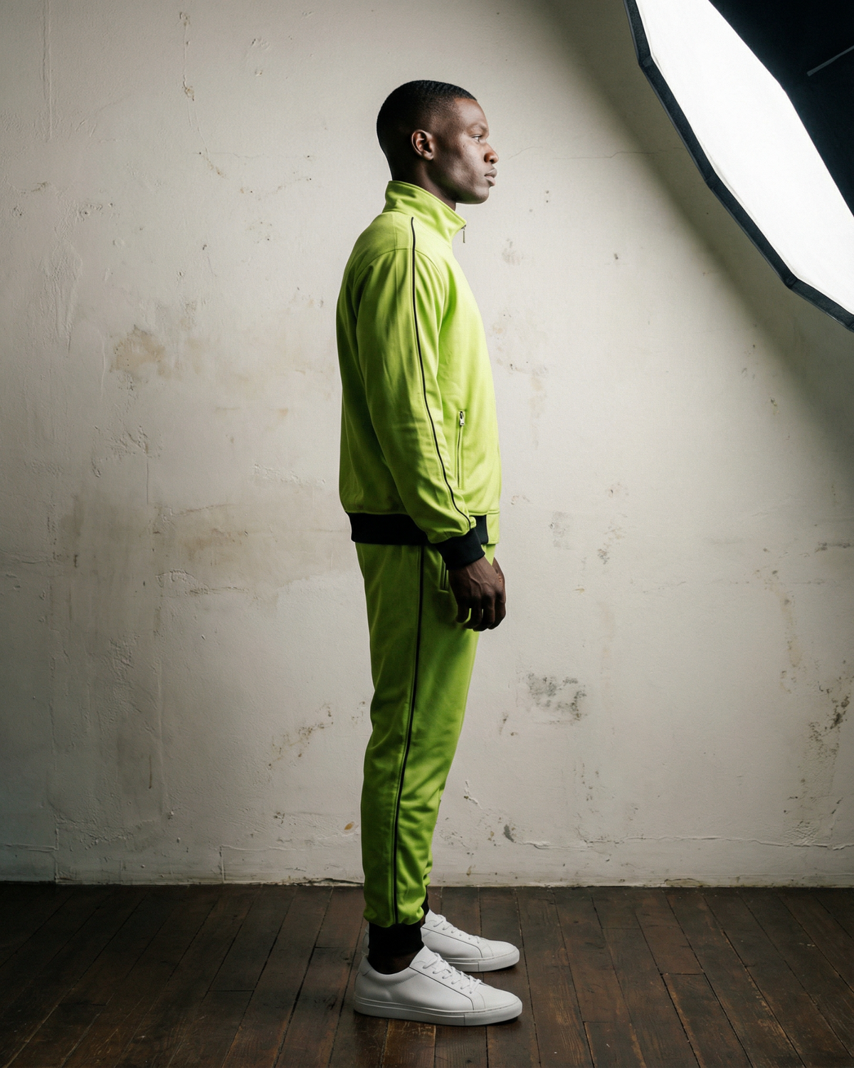 The Classic Jogger Tracksuit – alternate view 34