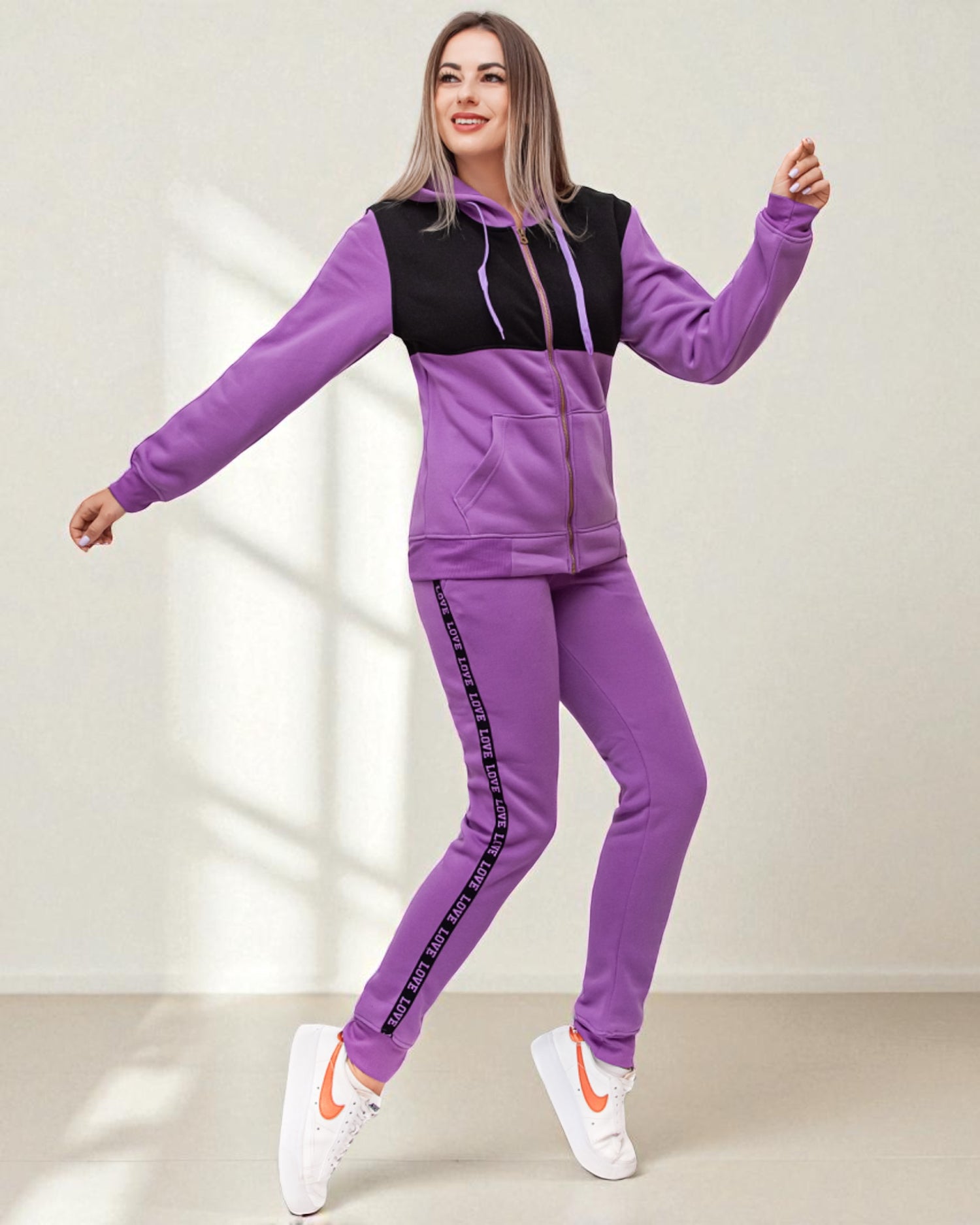 Women's Sweatsuit Love Stripe Outfit