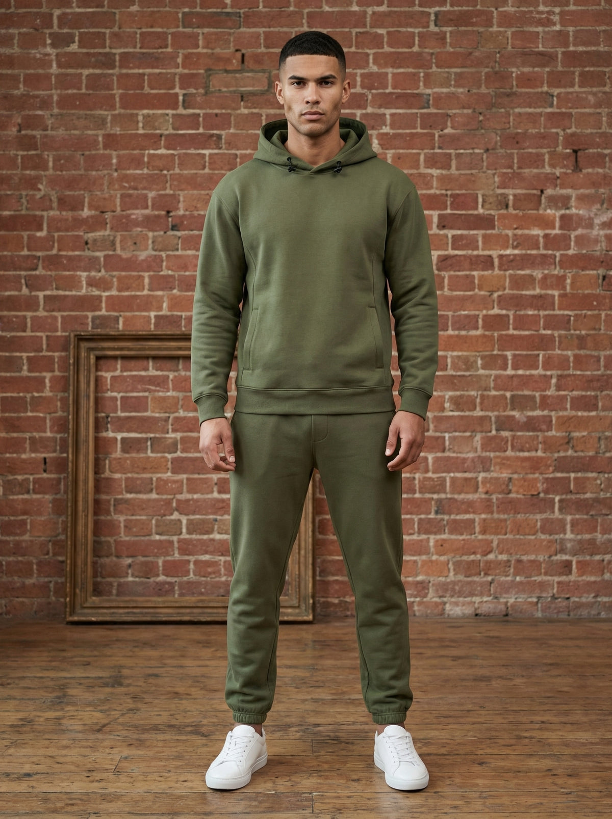 Men's Classic Pullover Hoodie & Jogger Set – alternate view 3
