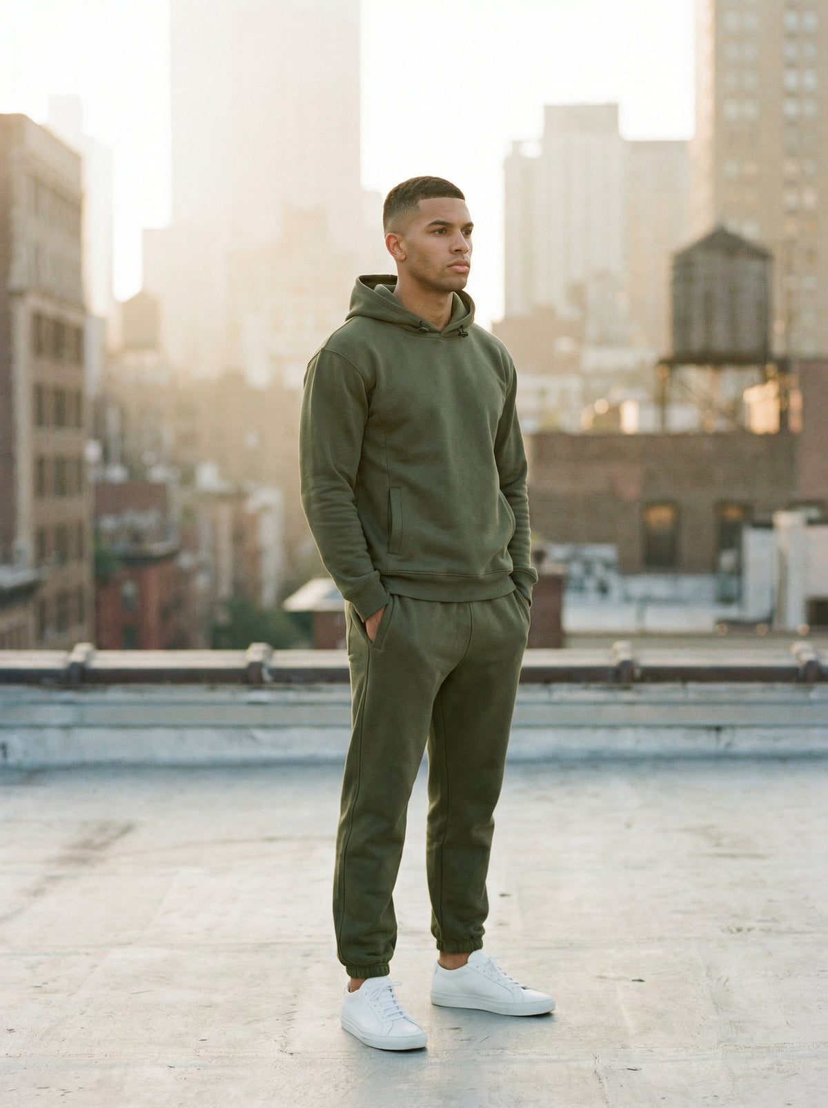 Men's Classic Pullover Hoodie & Jogger Set – alternate view 4
