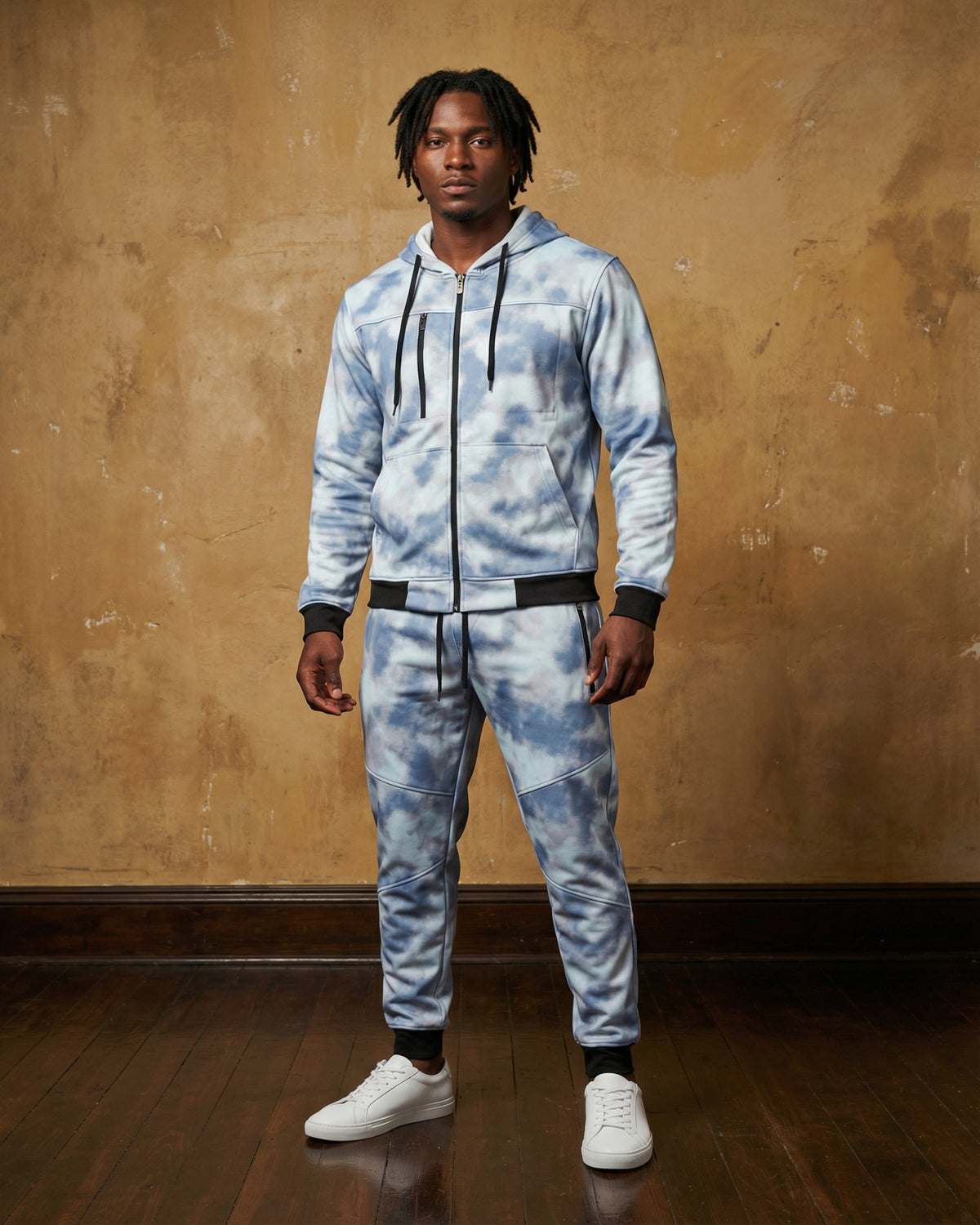 The Space Inspired Tech Fleece Suit – alternate view 7