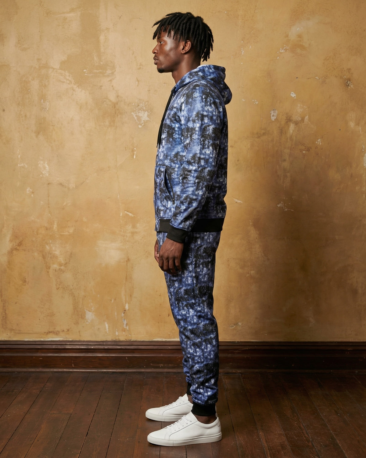 The Space Inspired Tech Fleece Suit – alternate view 4