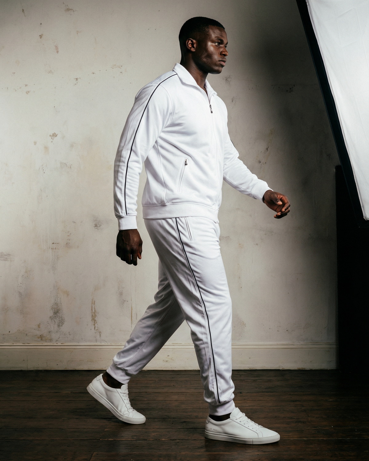 The Classic Jogger Tracksuit – alternate view 26