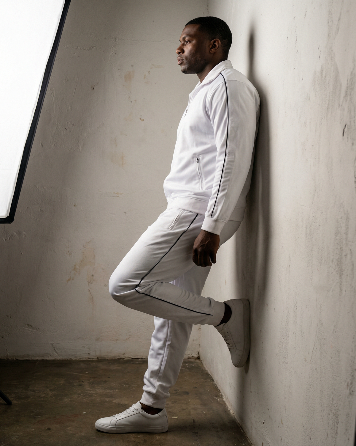The Classic Jogger Tracksuit – alternate view 25