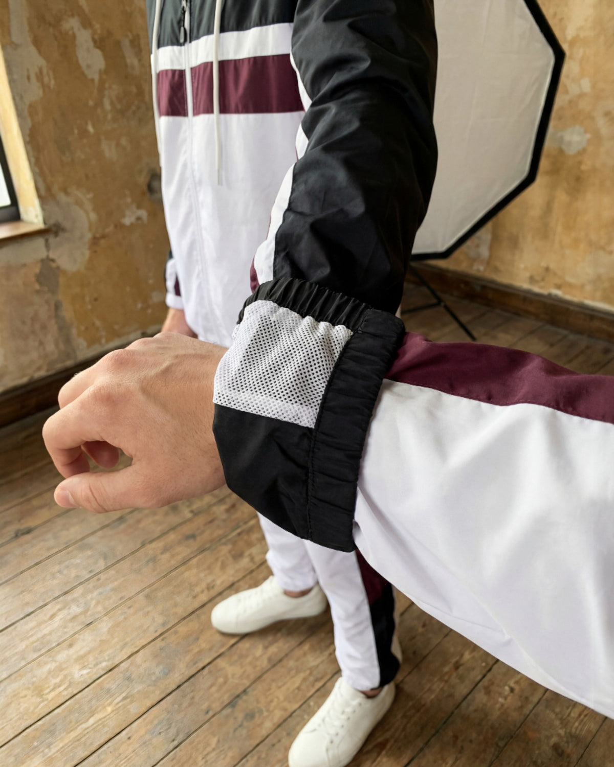 The Ridge Windbreaker Tracksuit – alternate view 18