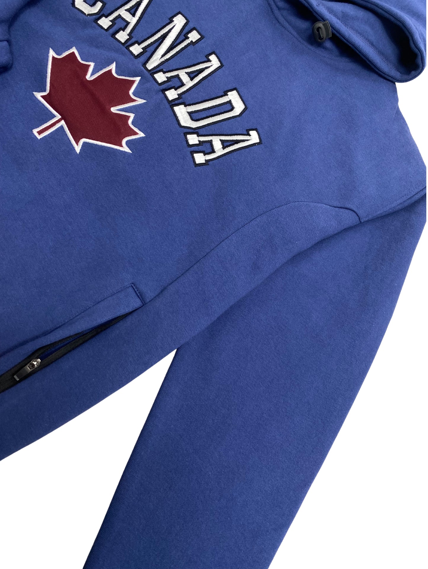 Classic Pullover Canada Print Sweatsuit